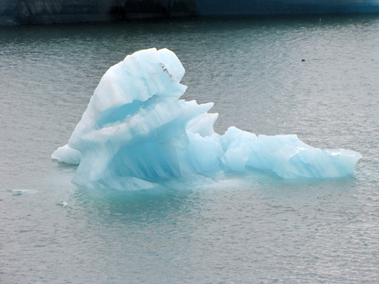 eisblauer Eisberg