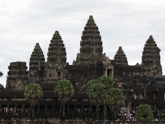 die berhmten 5 Trme von Angkor Wat