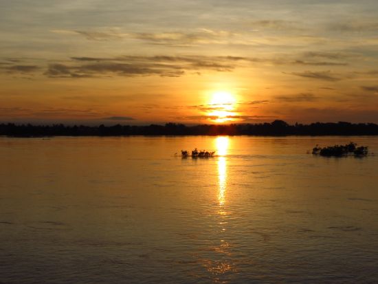 Sonnenuntergang auf den Don Khong Inseln