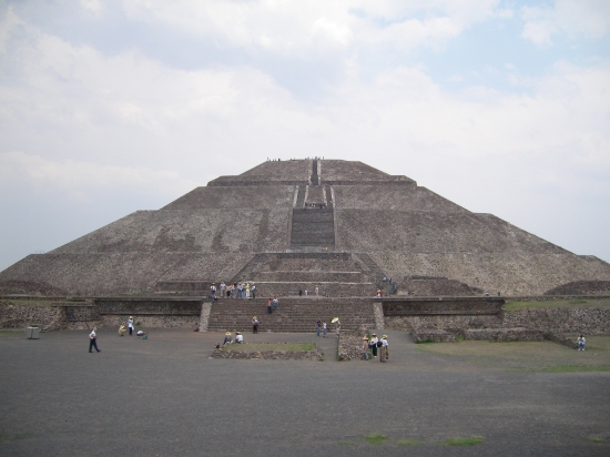 Sonnenpyramide in Teotihuacan