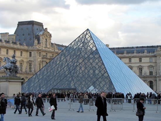 Museum Louvre Paris