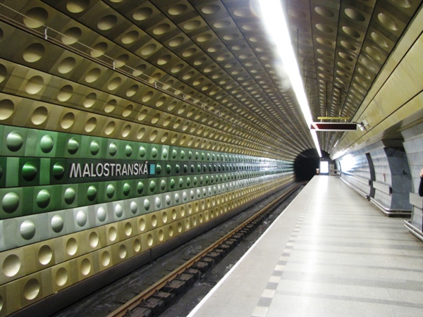 U-Bahnstation Malostranska