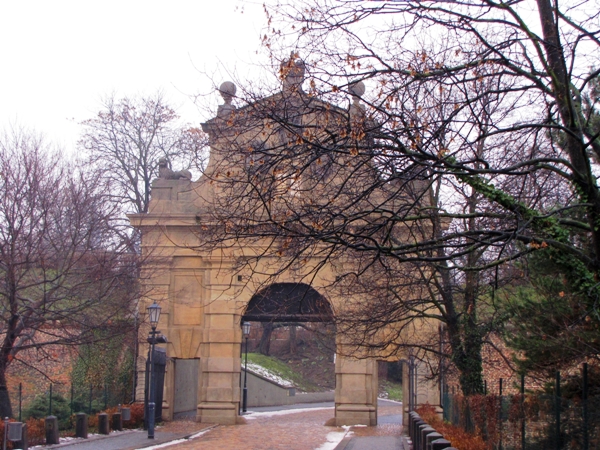 Tabortor im Vysehrad Park