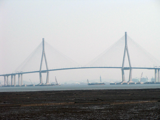 diese Brücke verbindet Incheon mit dem Festland und Seoul