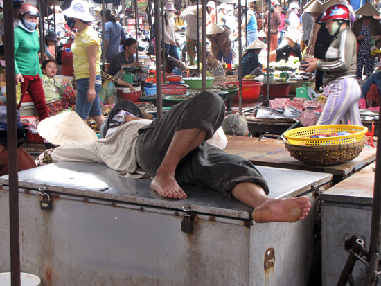 Mittagspause auf dem Markt