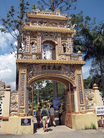 Eingang zur Vinh Trang Pagode